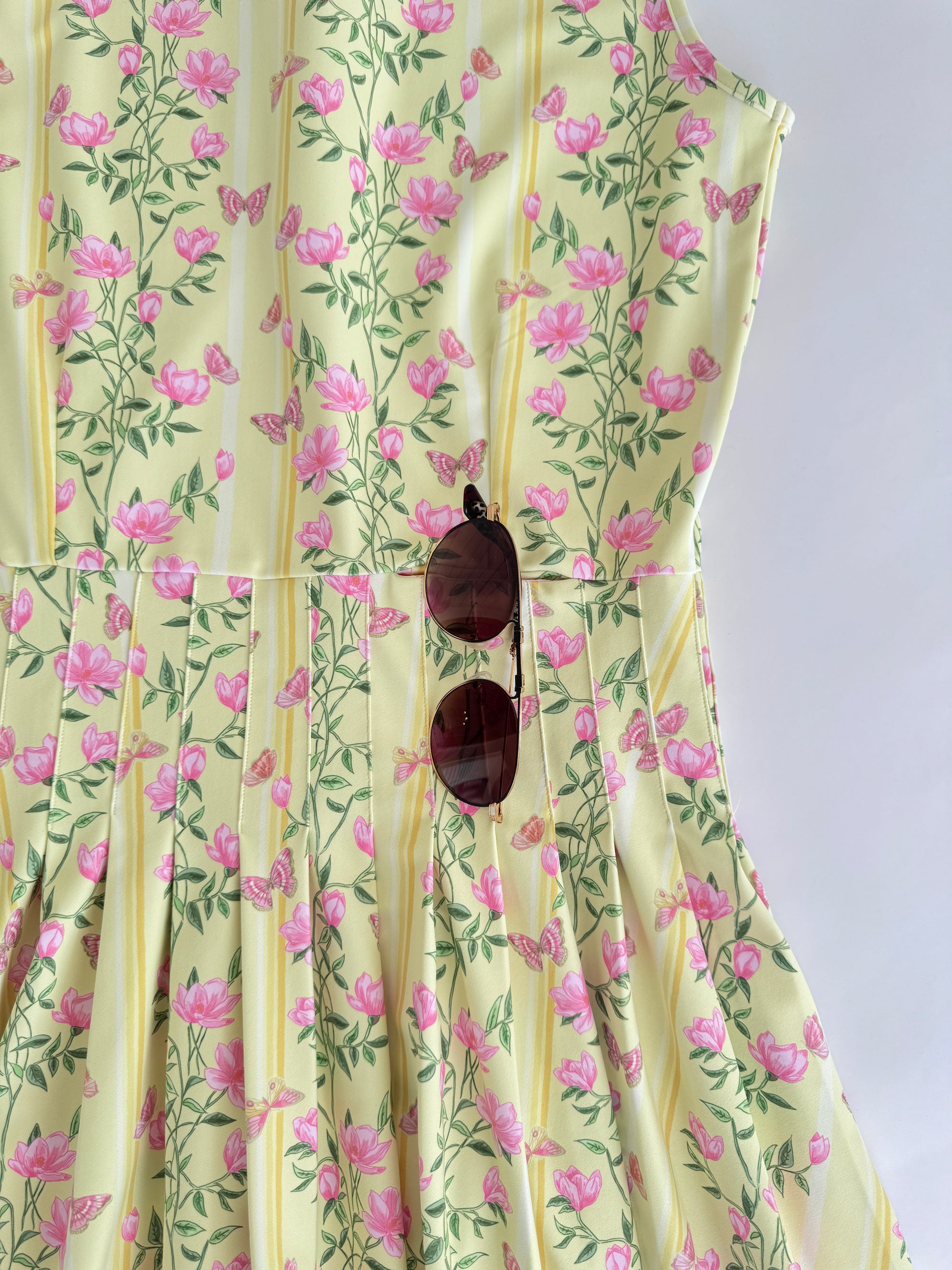 Smith & Quinn Yellow Floral Pleated Mini