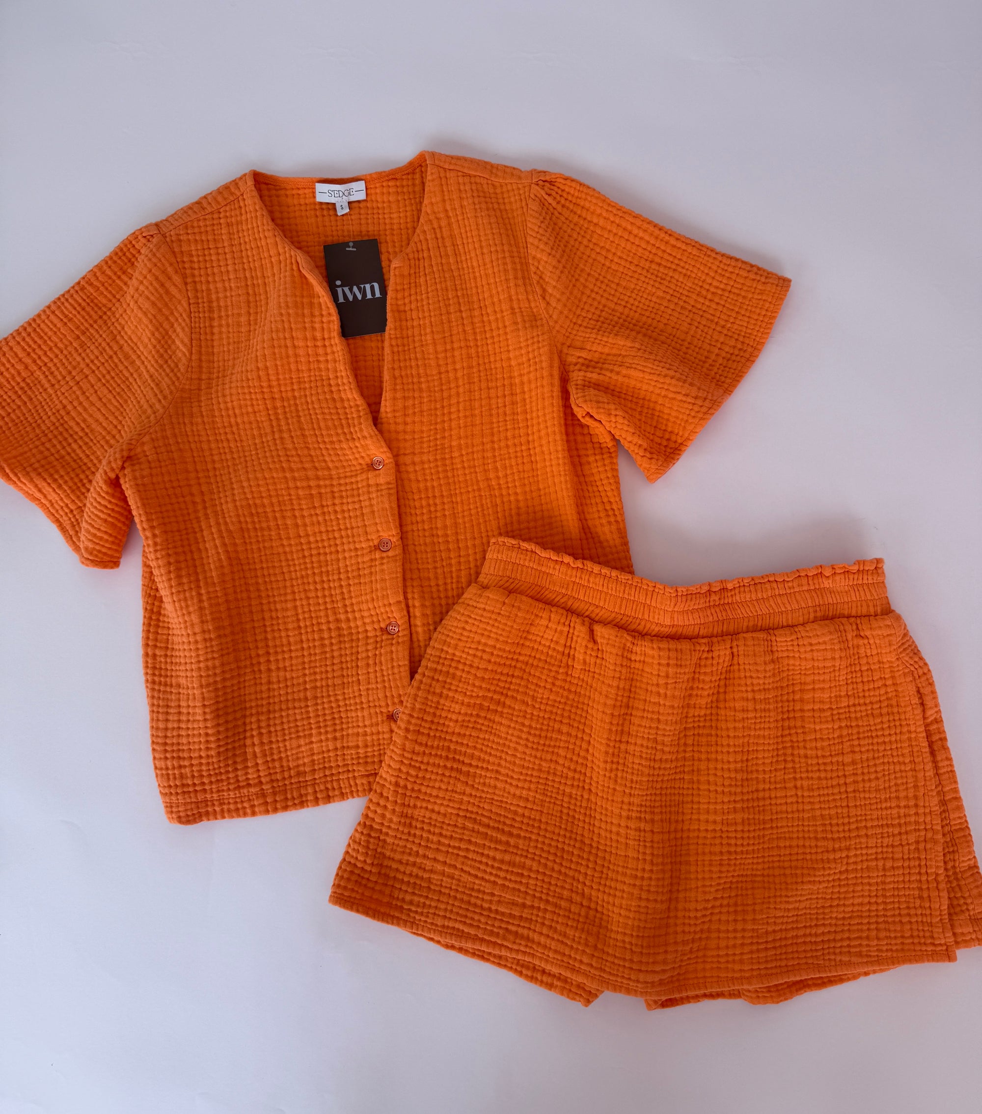 Orange Sedge Top
