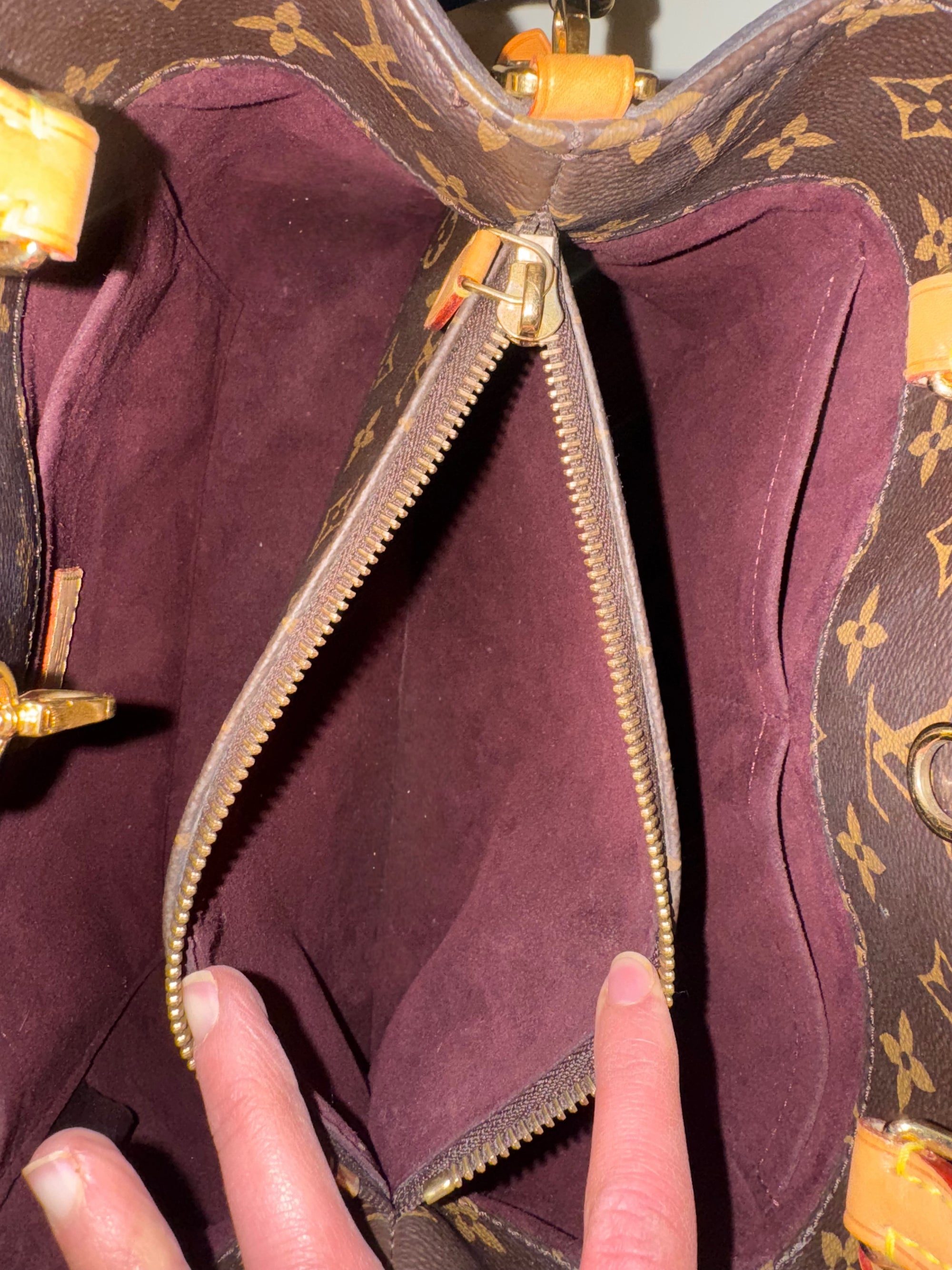 Louis Vuitton Montaigne MM Monogram Tote
