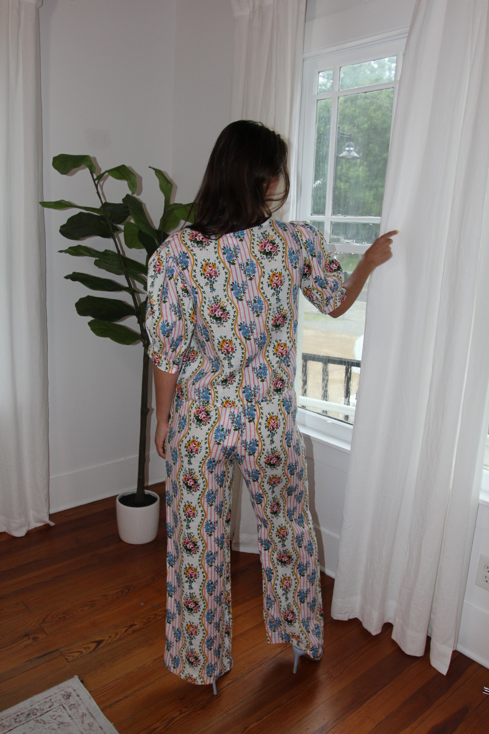 Pink City Prints - Vintage Bouquet Beau Blouse
