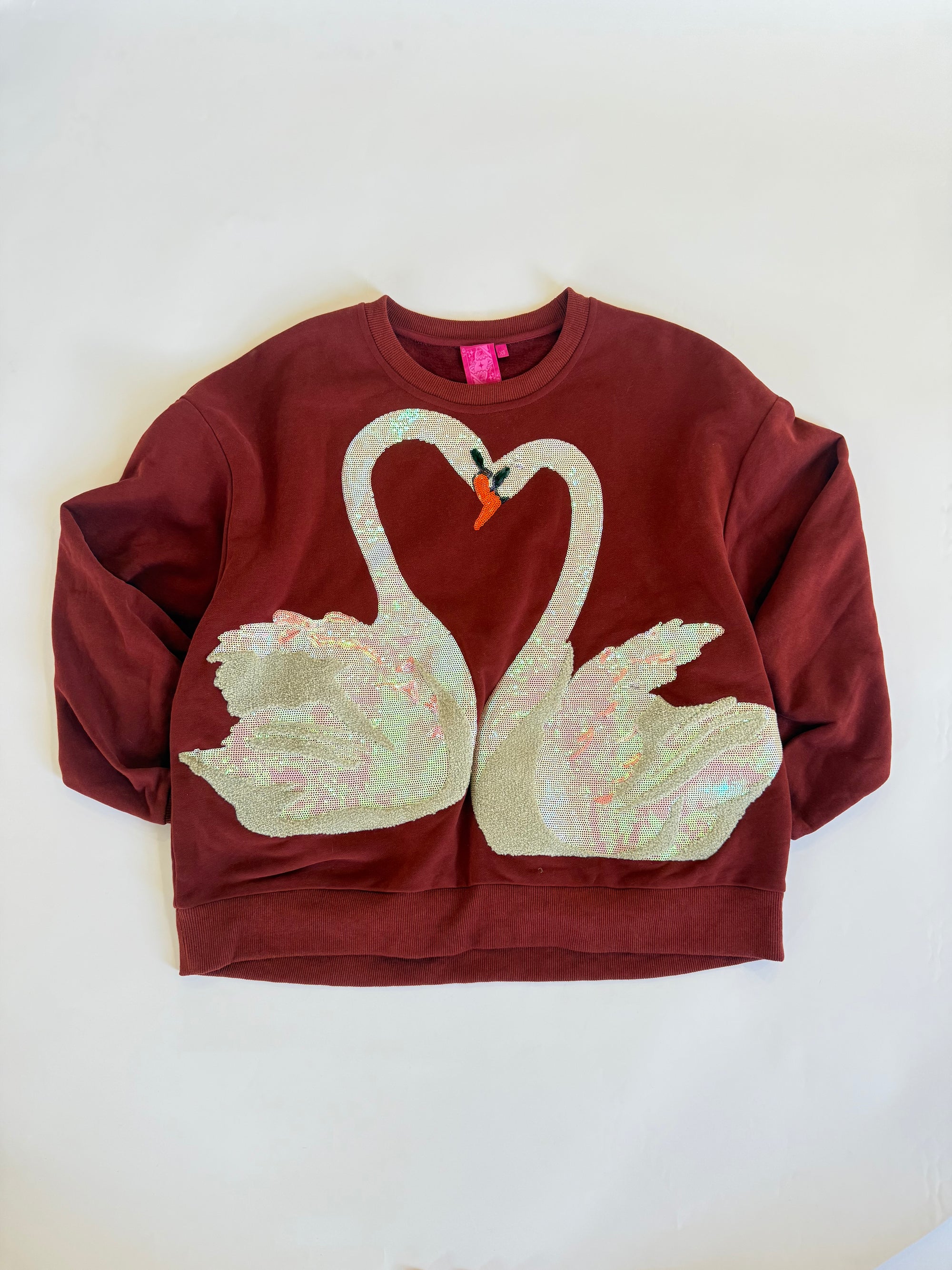 QOS SWAN SWEATSHIRT