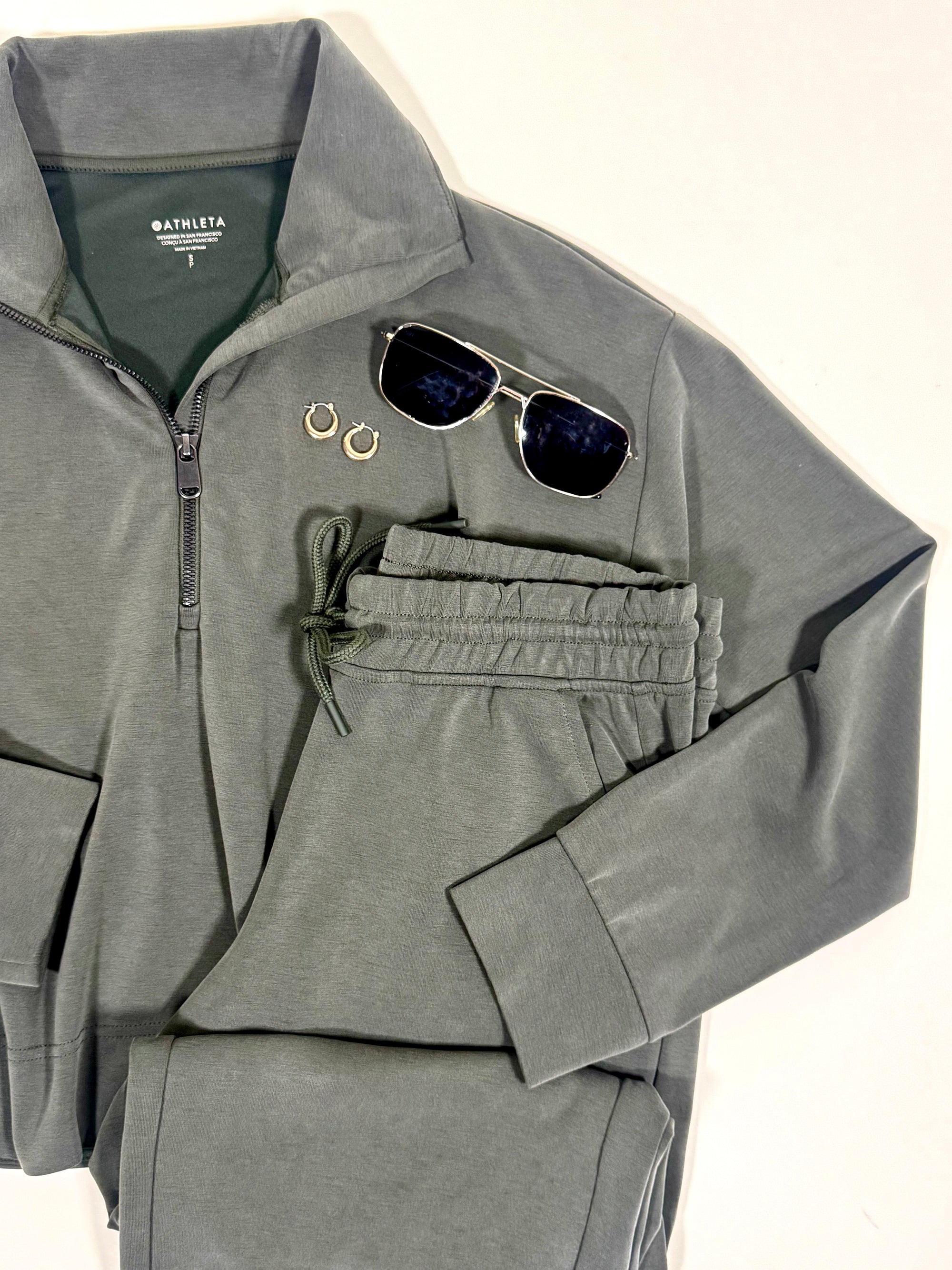 Athleta Seasoft set