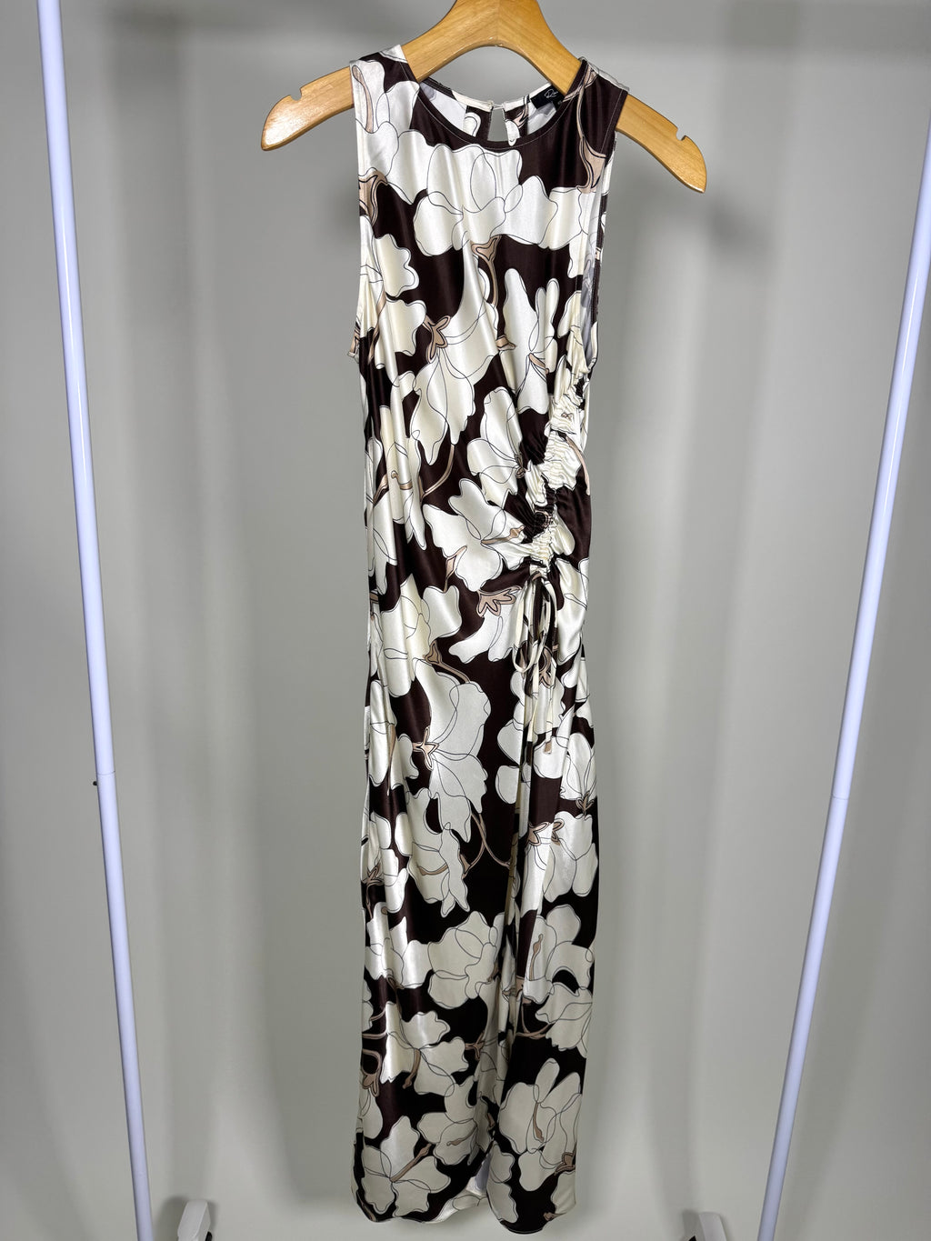 Gabrielle Floral Midi Dress