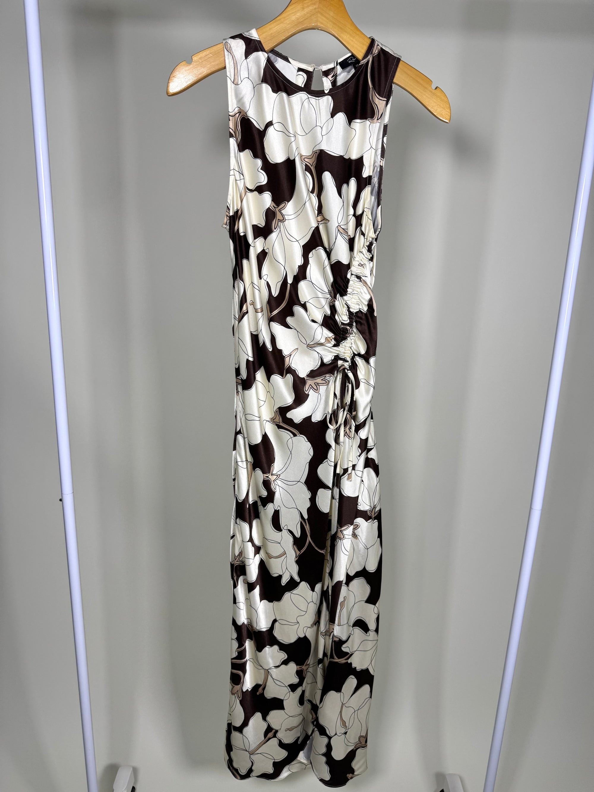 Gabrielle Floral Midi Dress