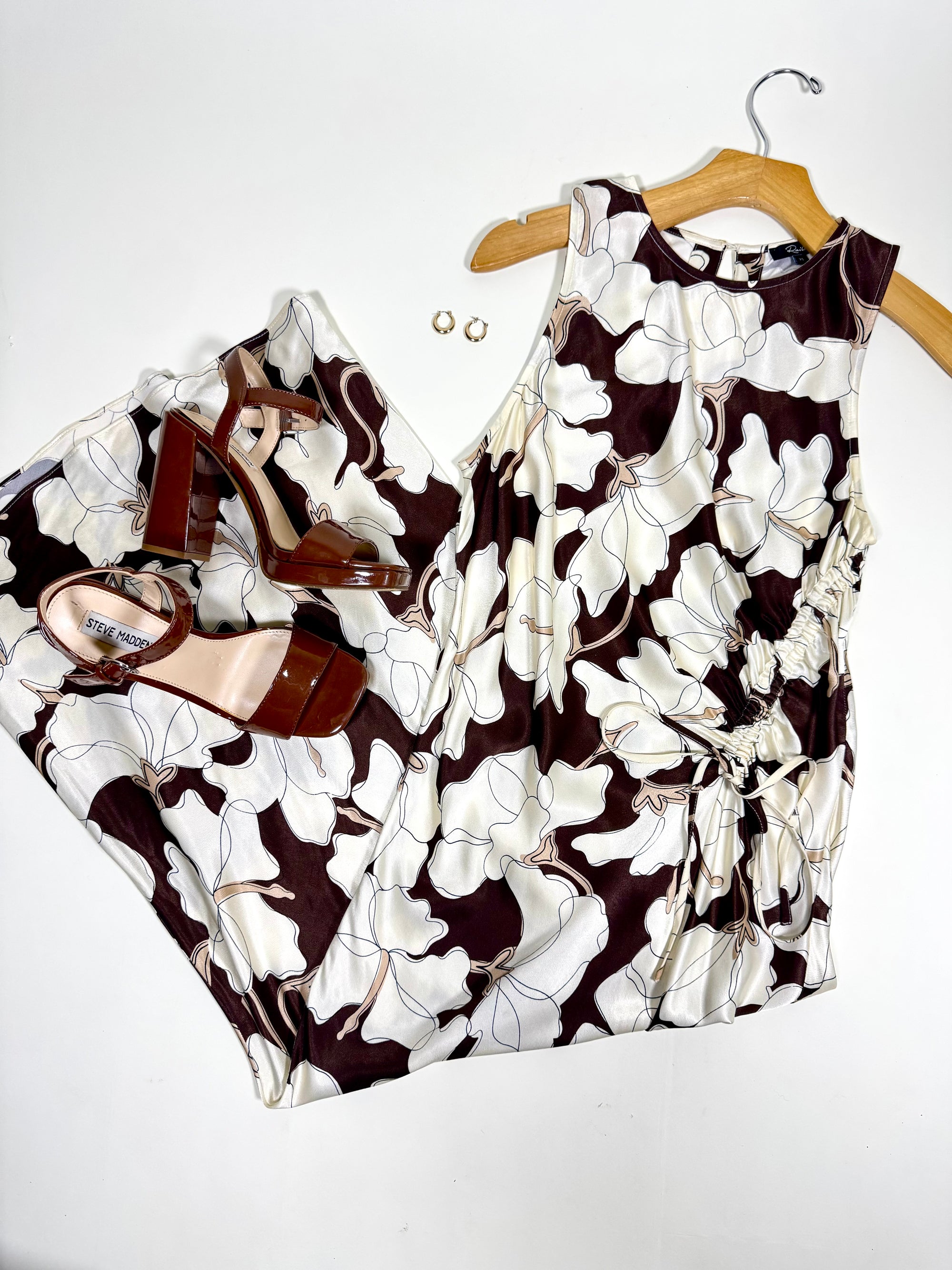 Gabrielle Floral Midi Dress