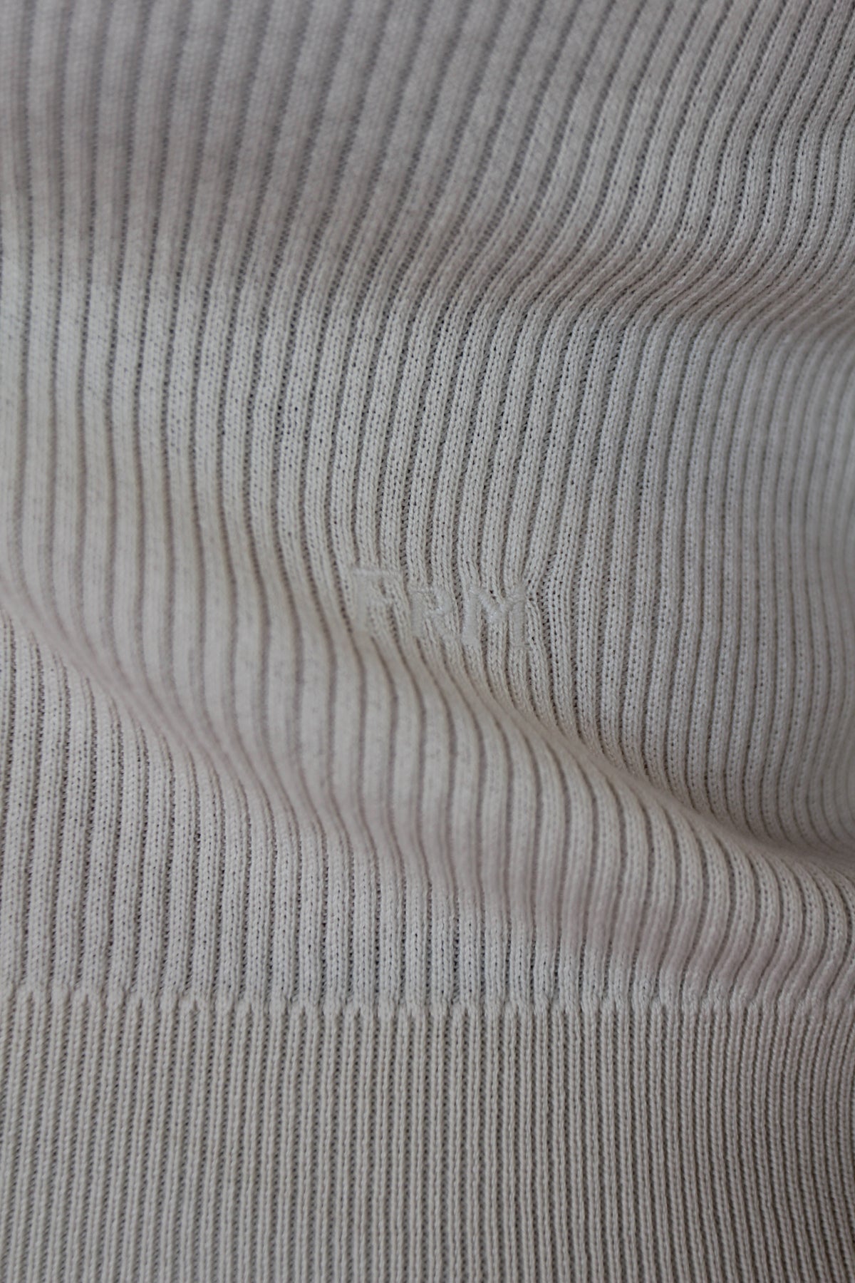 Frame Ribbed Long Sleeve