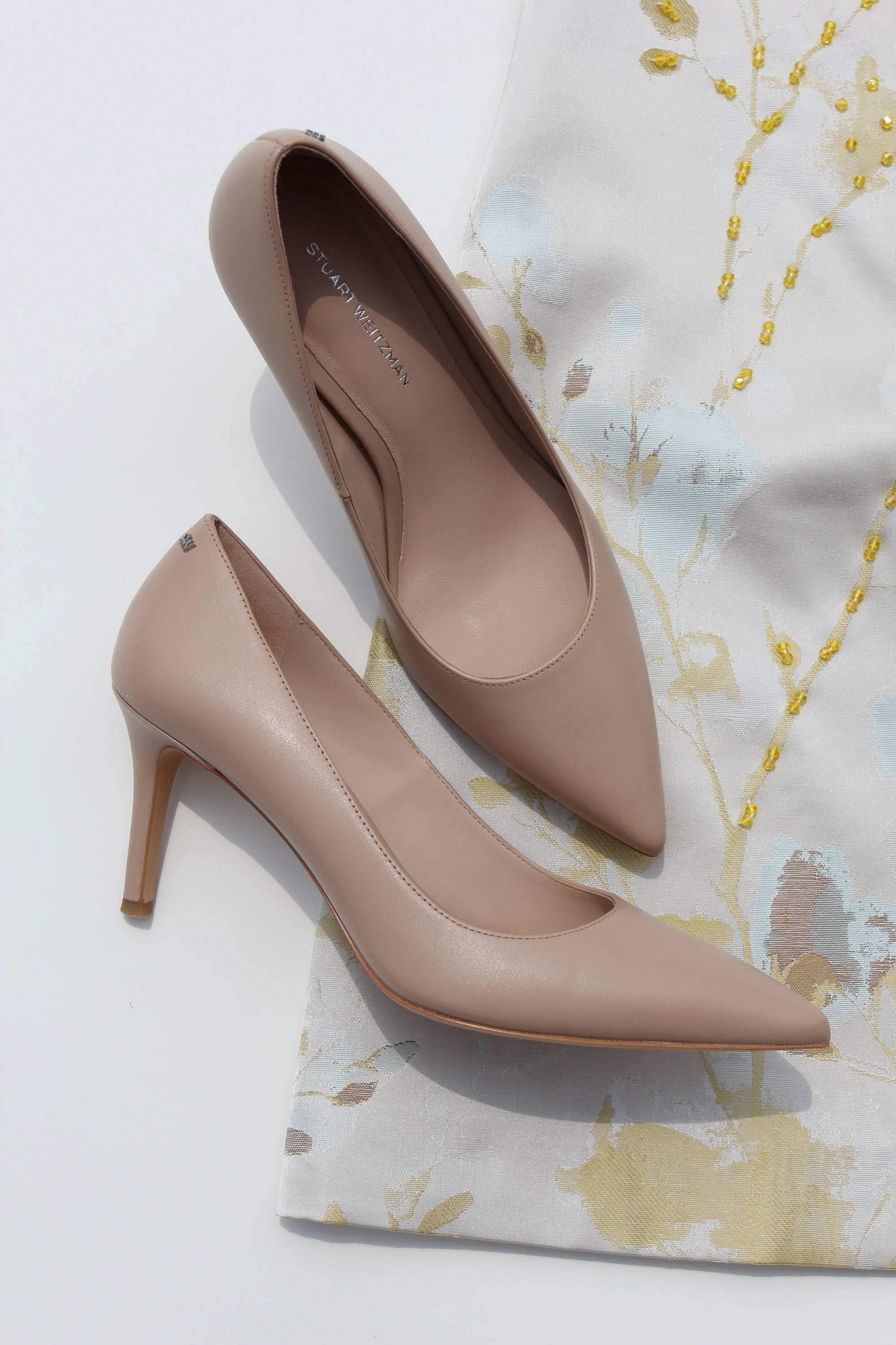 Stuart Weitzman Jones Pump 75 in Bambina
