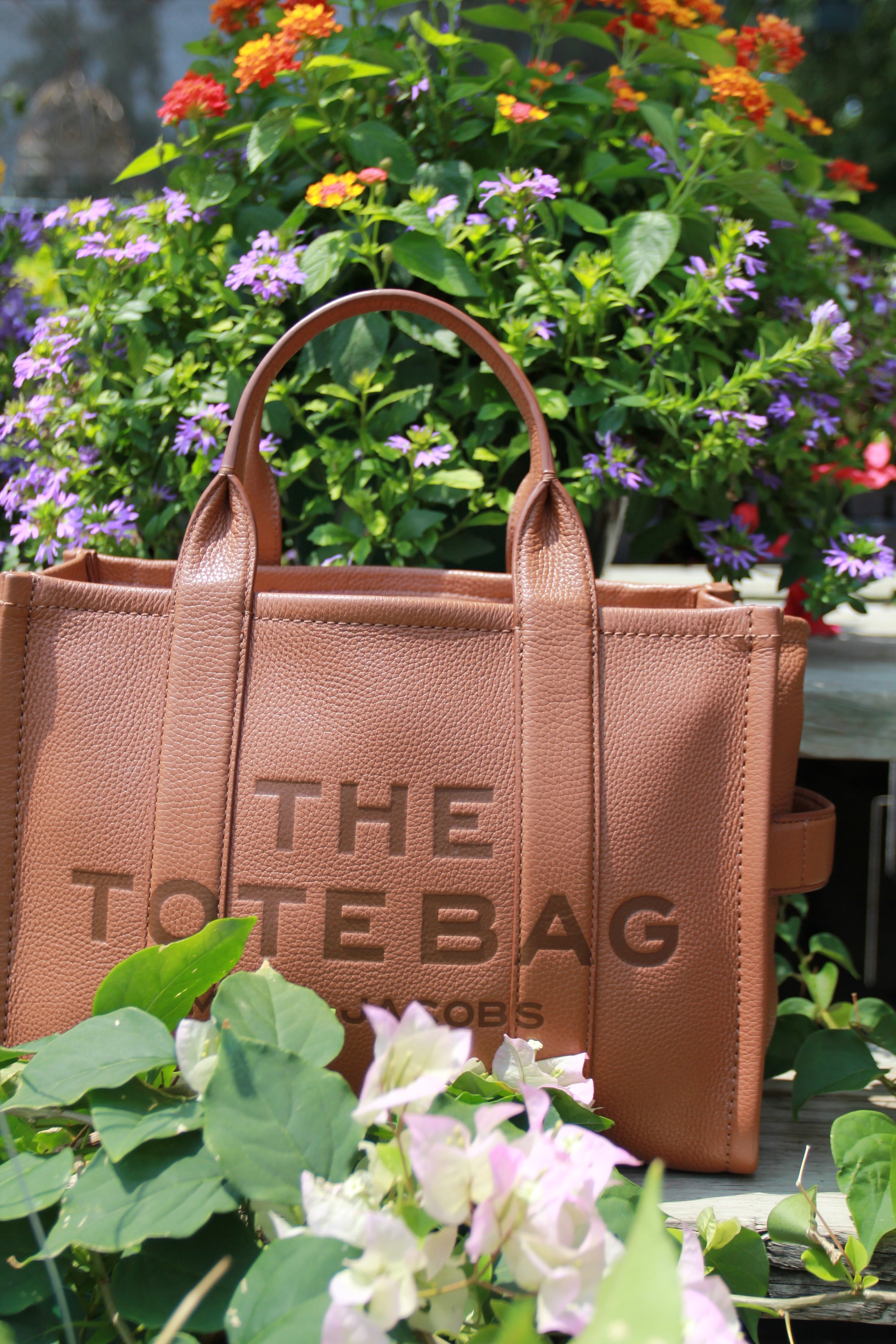 Marc Jacobs THE Tote Bag in Argan Oil