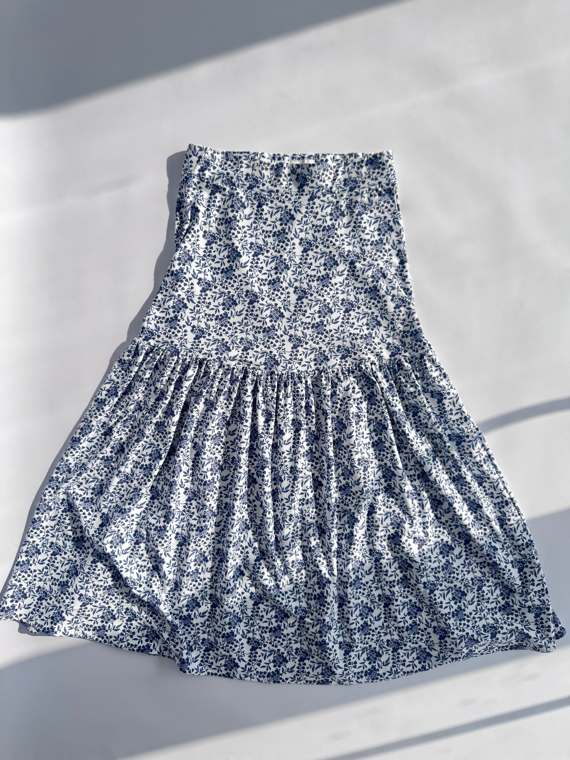 Smith and Quinn Faye Skirt Navy and White