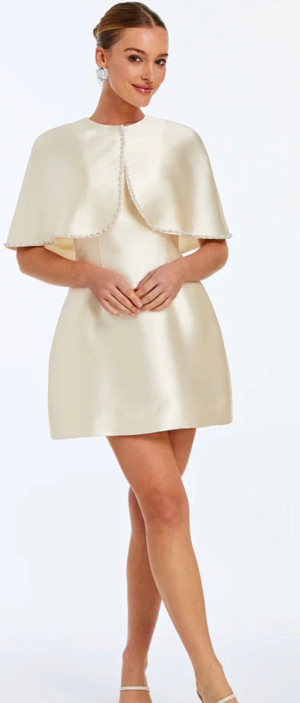 Mestiza Carolina Pearl Capelet