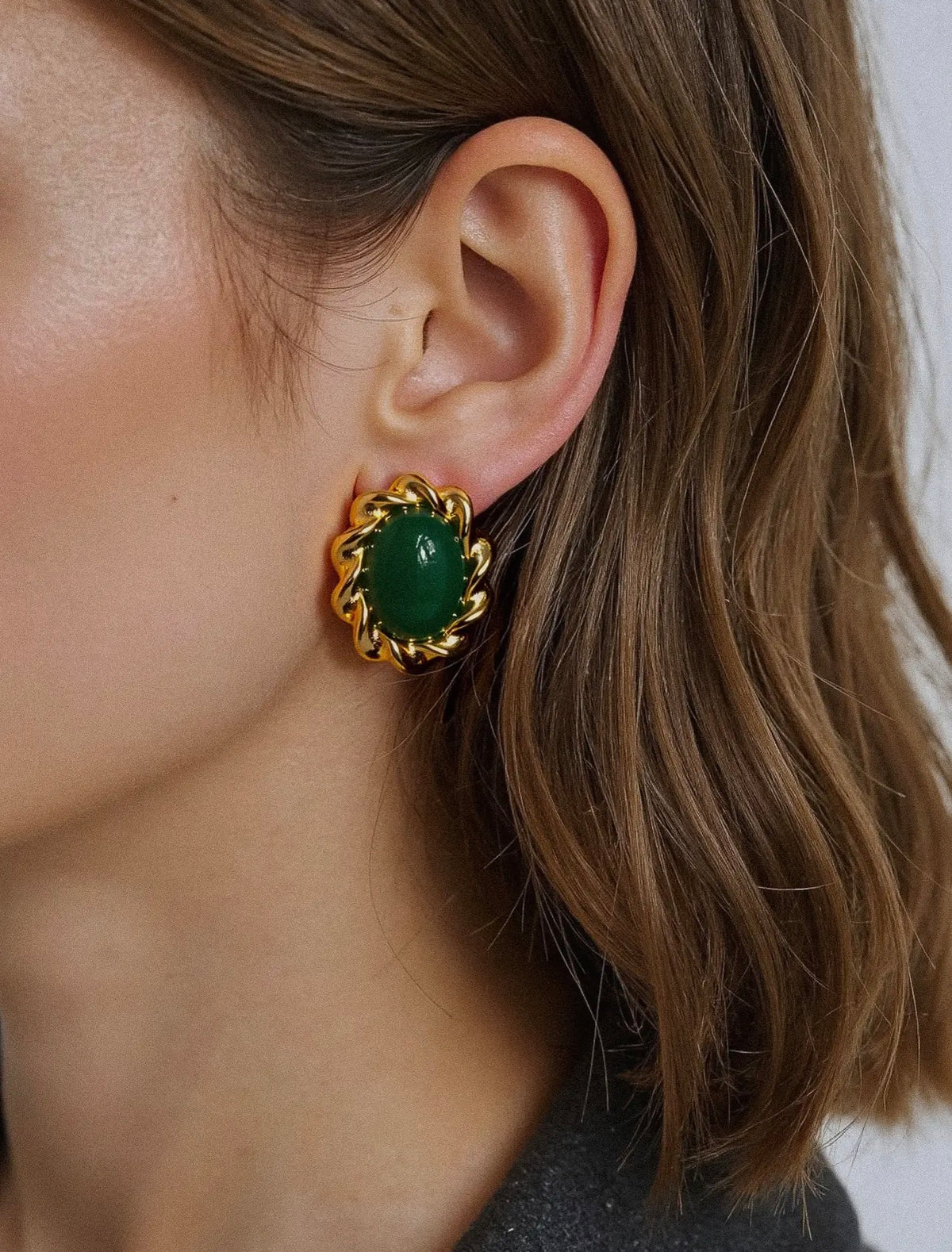 Green Vintage Oval Earring