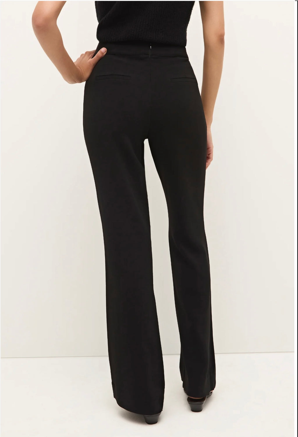 NWT Mia Slim Pant