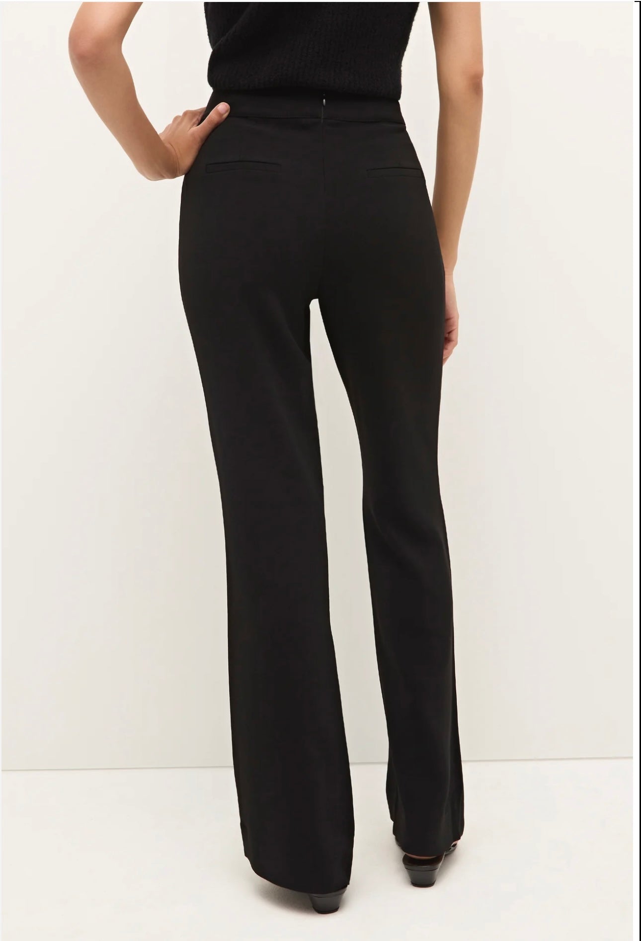 NWT Mia Slim Pant