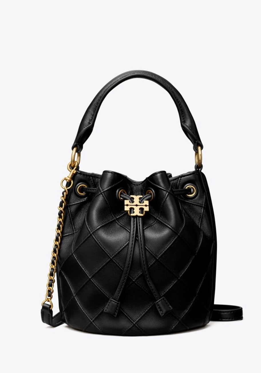 NWT SMALL FLEMING SOFT BUCKET BAG