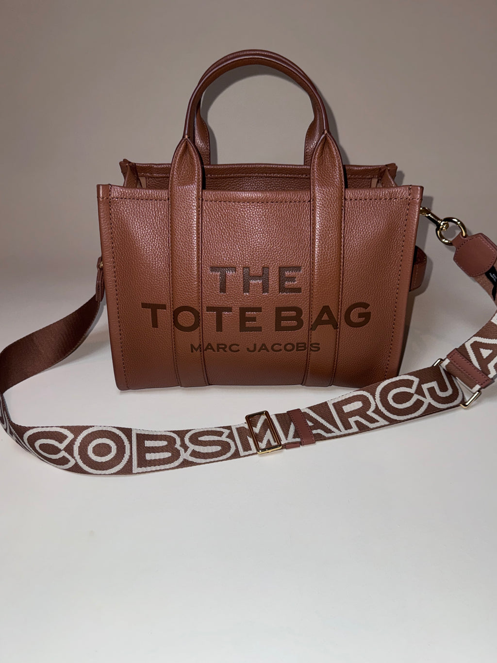 Marc Jacobs THE Tote Bag in Argan Oil